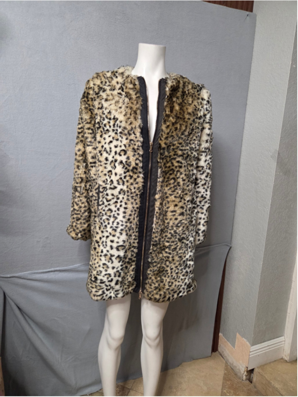 Women's Zara Leopard Print Faux Fur Jacket, Size M, Beige and Black p2p 21
